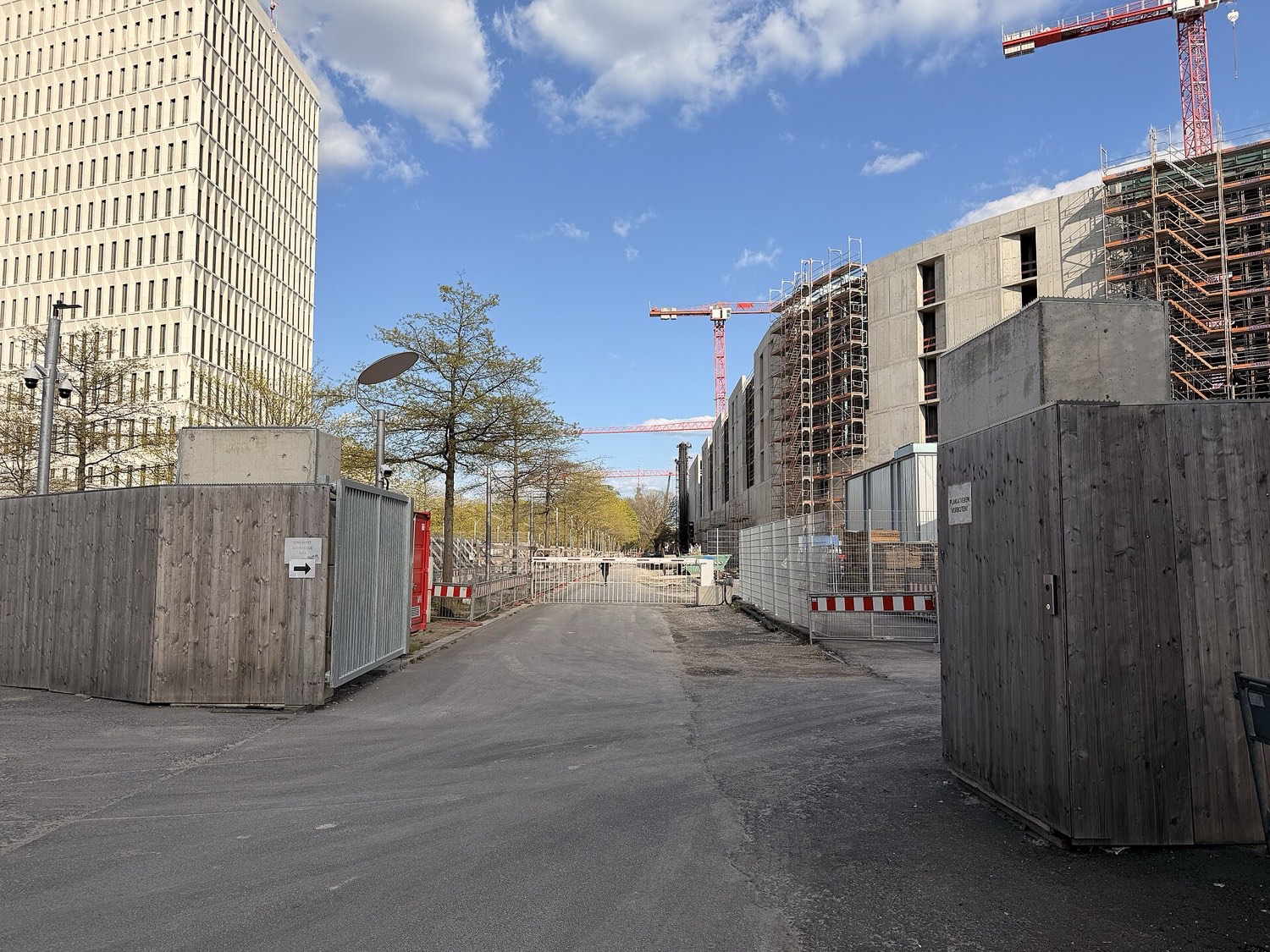 Energetische Sanierung und Umbau eines Gewerbeobjekts zu Wohnraum (Effizienzhaus 85 EE)